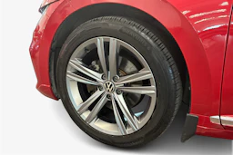 punainen Volkswagen Arteon 2021 kuva 12.