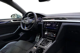 sininen Volkswagen Arteon 2021 kuva 7.