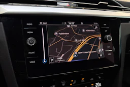 sininen Volkswagen Arteon 2021 kuva 17.