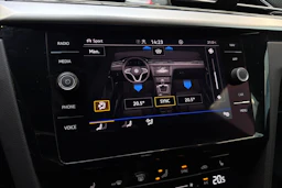 sininen Volkswagen Arteon 2021 kuva 20.