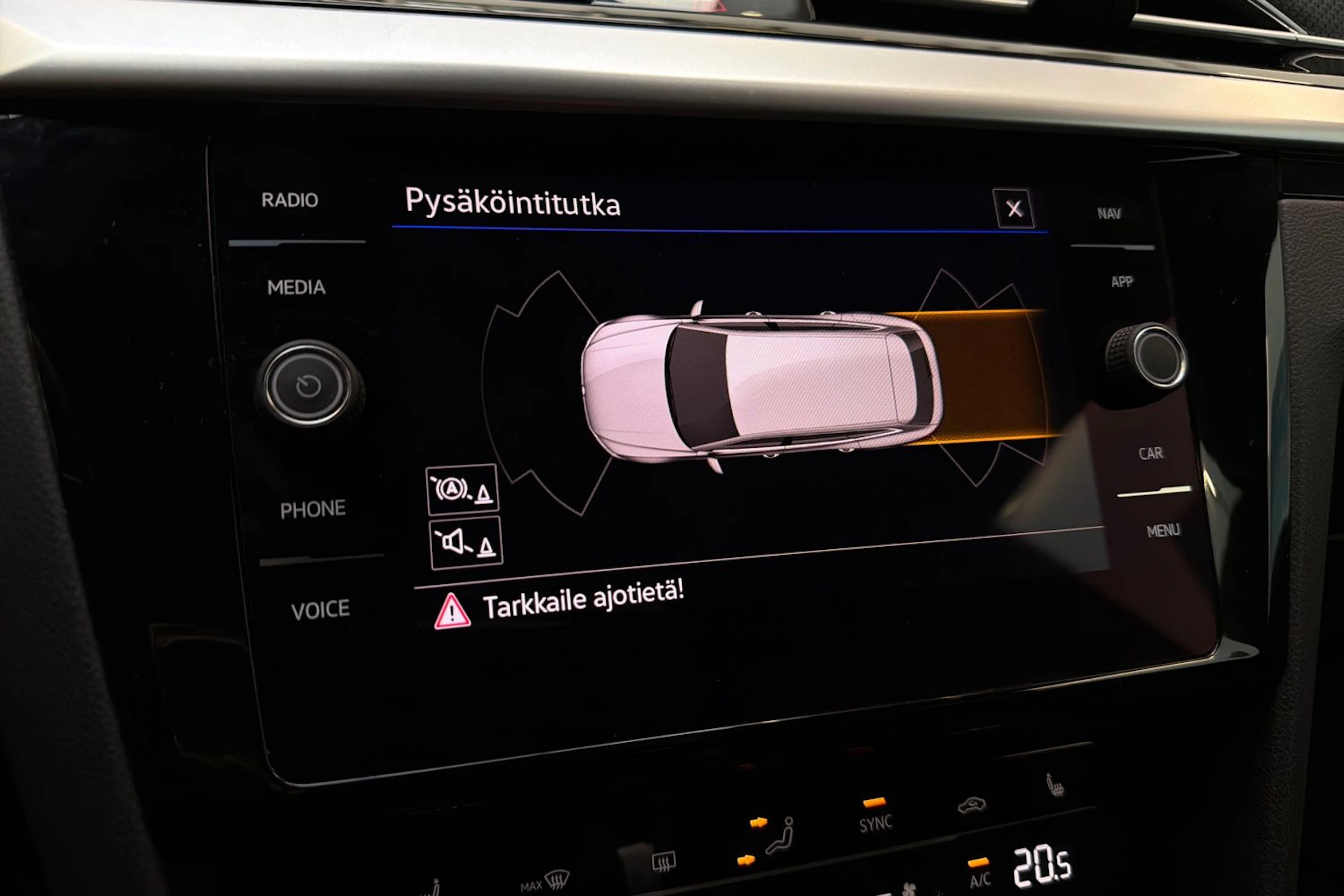 sininen Volkswagen Arteon 2021 kuva 21.