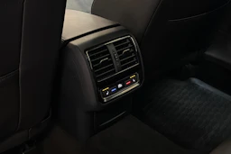 sininen Volkswagen Arteon 2021 kuva 24.