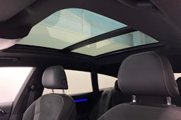 Valkoinen Volkswagen Arteon 2021 kuva 16.