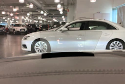 Valkoinen Volkswagen Arteon 2021 kuva 23.