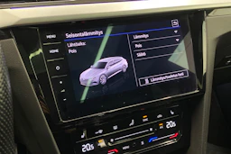 Valkoinen Volkswagen Arteon 2021 kuva 28.
