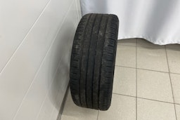 Sininen Volkswagen Arteon 2021 kuva 25.