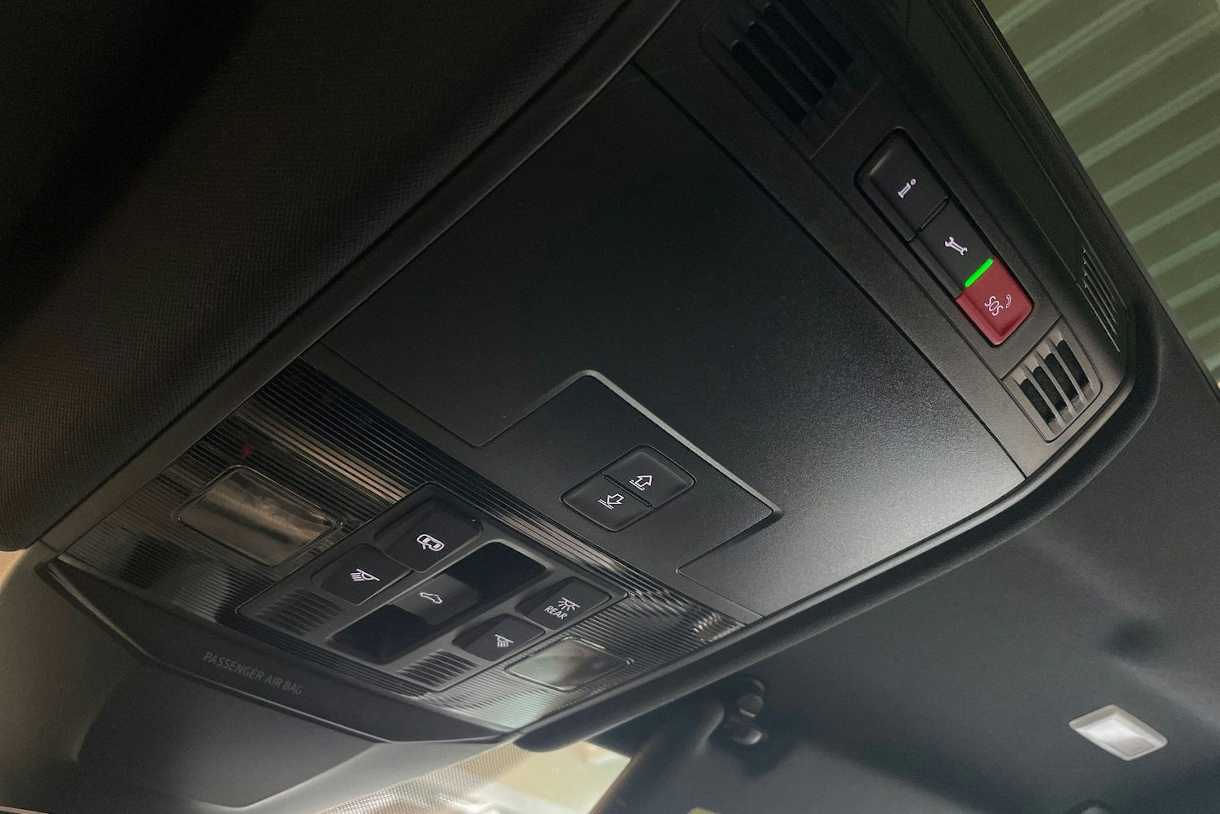 Sininen Volkswagen Arteon 2021 kuva 26.