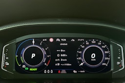valkoinen Volkswagen Arteon 2021 kuva 14.
