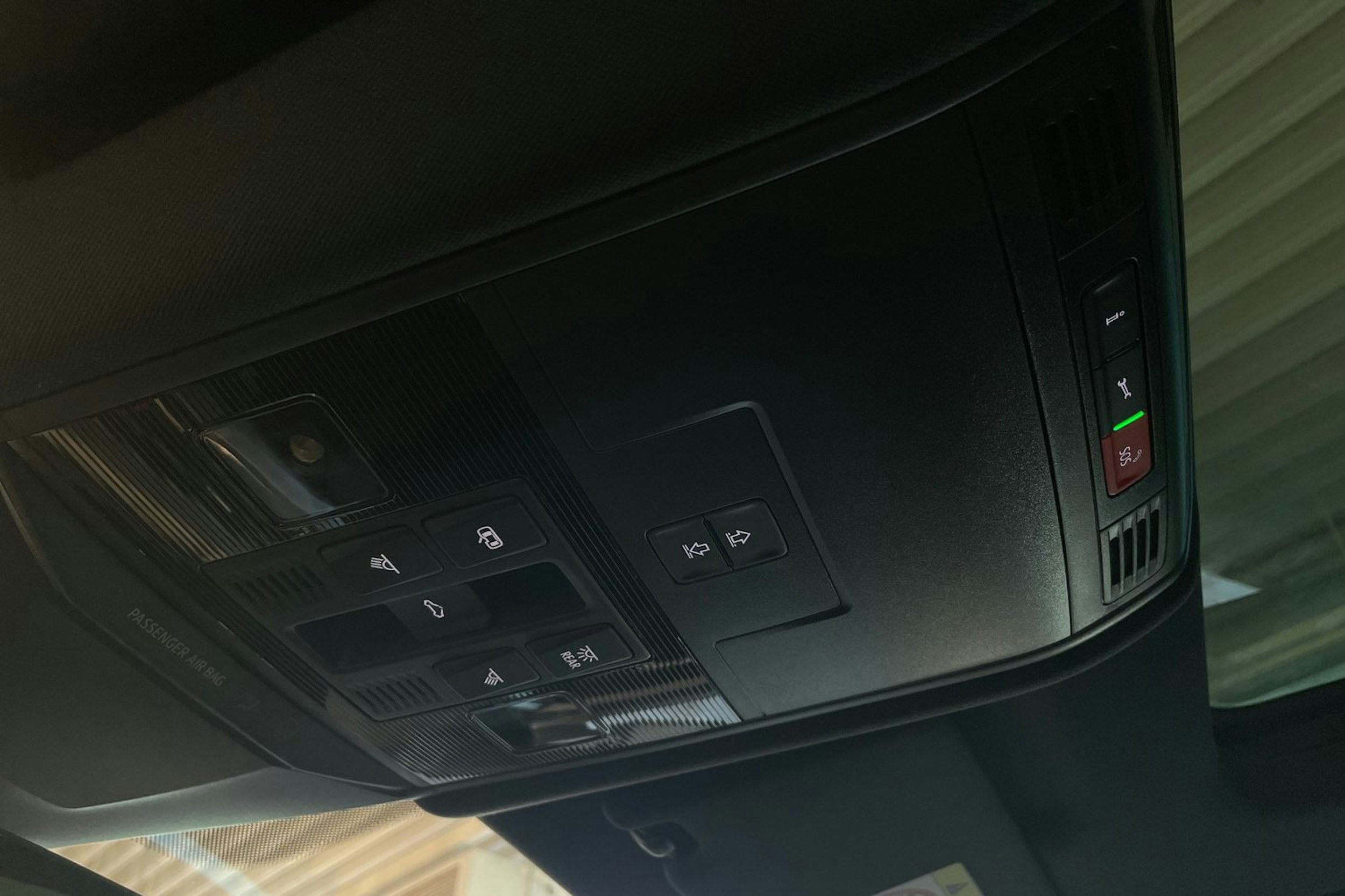 valkoinen Volkswagen Arteon 2021 kuva 25.