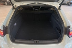 valkoinen Volkswagen Arteon 2021 kuva 31.
