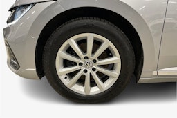 sininen Volkswagen Arteon 2021 kuva 11.