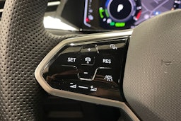 sininen Volkswagen Arteon 2021 kuva 17.