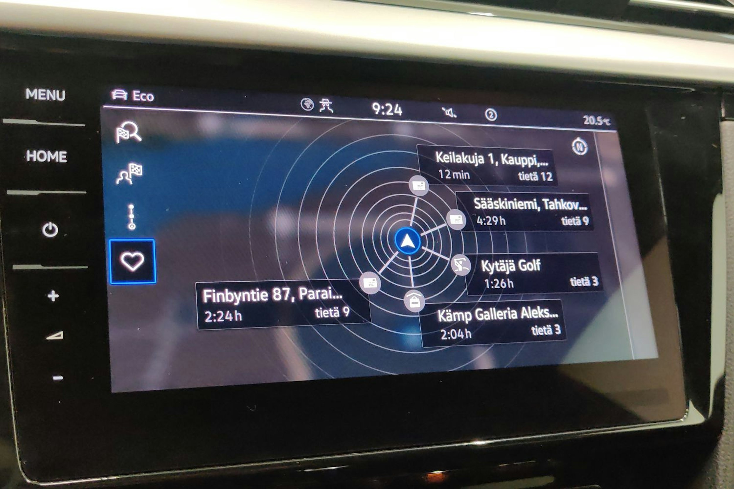 valkoinen Volkswagen Arteon 2021 kuva 18.
