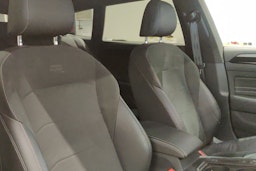 valkoinen Volkswagen Arteon 2021 kuva 29.