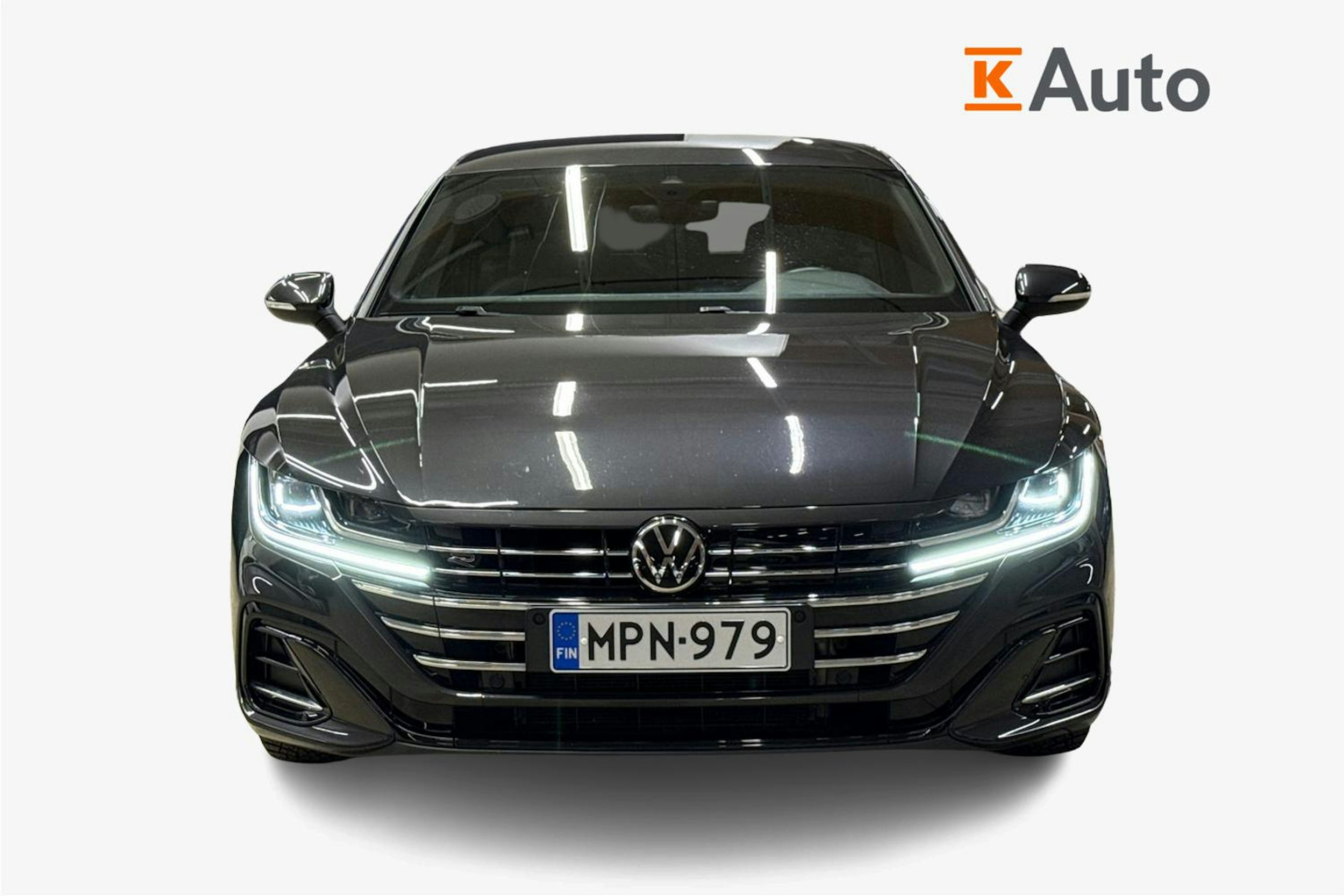 harmaa Volkswagen Arteon 2021 kuva 4.