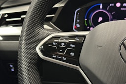 harmaa Volkswagen Arteon 2021 kuva 20.