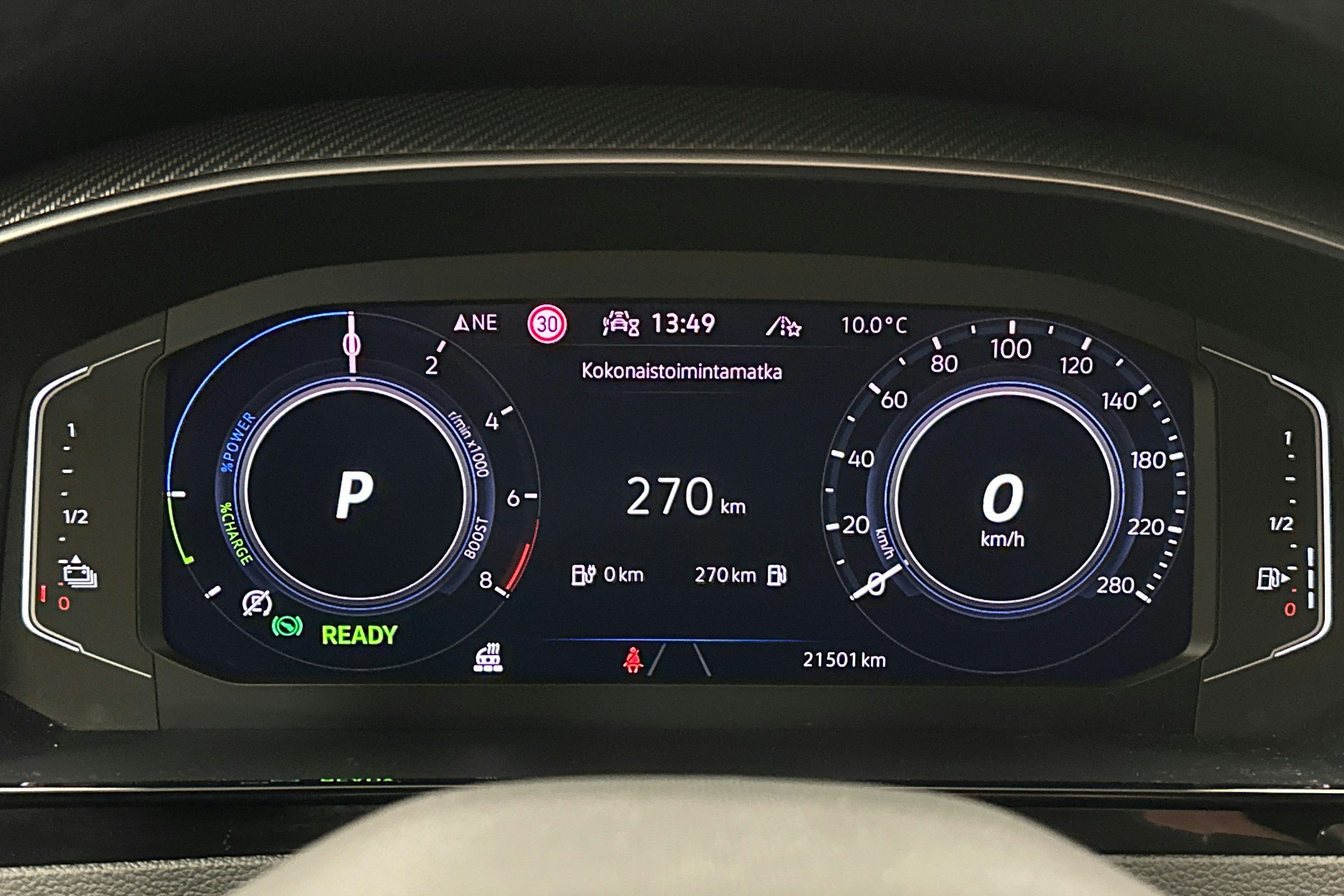 harmaa Volkswagen Arteon 2021 kuva 22.