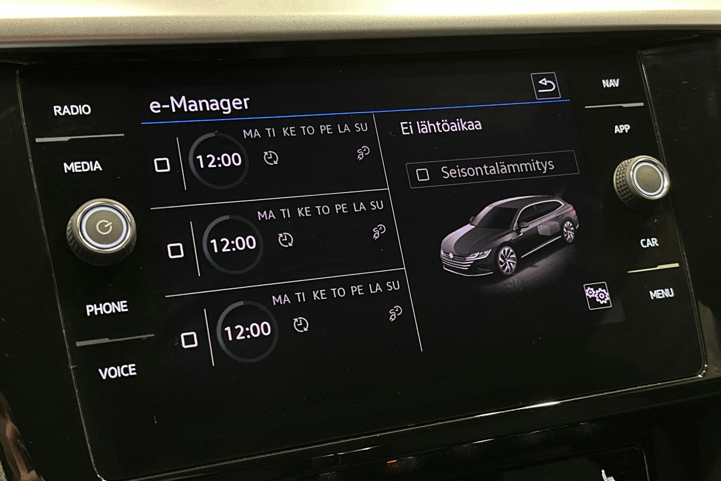 harmaa Volkswagen Arteon 2021 kuva 24.