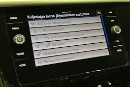 harmaa Volkswagen Arteon 2021 kuva 26.