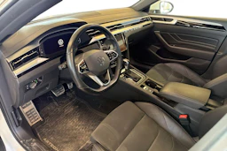 valkoinen Volkswagen Arteon 2021 kuva 3.