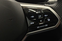 valkoinen Volkswagen Arteon 2021 kuva 29.