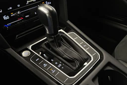 valkoinen Volkswagen Arteon 2021 kuva 31.
