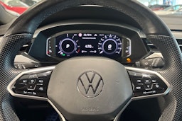 valkoinen Volkswagen Arteon 2021 kuva 14.