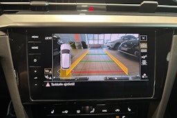valkoinen Volkswagen Arteon 2021 kuva 18.