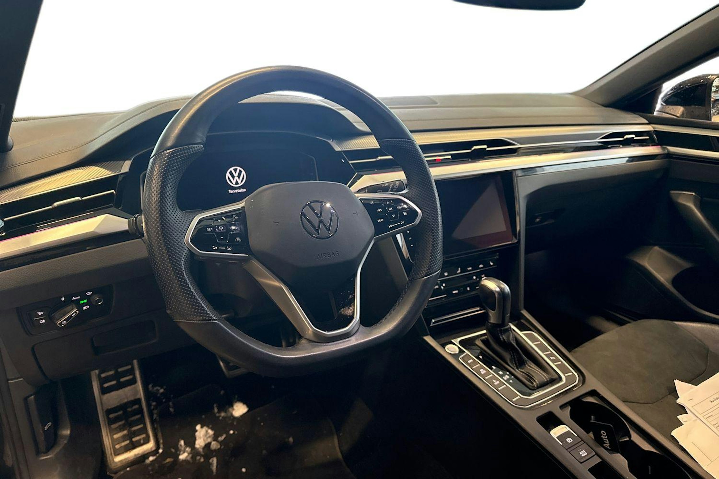 musta Volkswagen Arteon 2021 kuva 3.