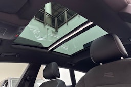 harmaa Volkswagen Arteon 2021 kuva 34.