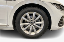 valkoinen Volkswagen Arteon 2022 kuva 11.