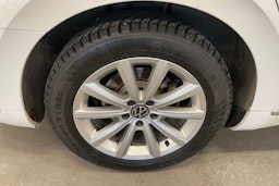 valkoinen Volkswagen Arteon 2022 kuva 15.