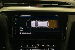 valkoinen Volkswagen Arteon 2022 kuva 20.