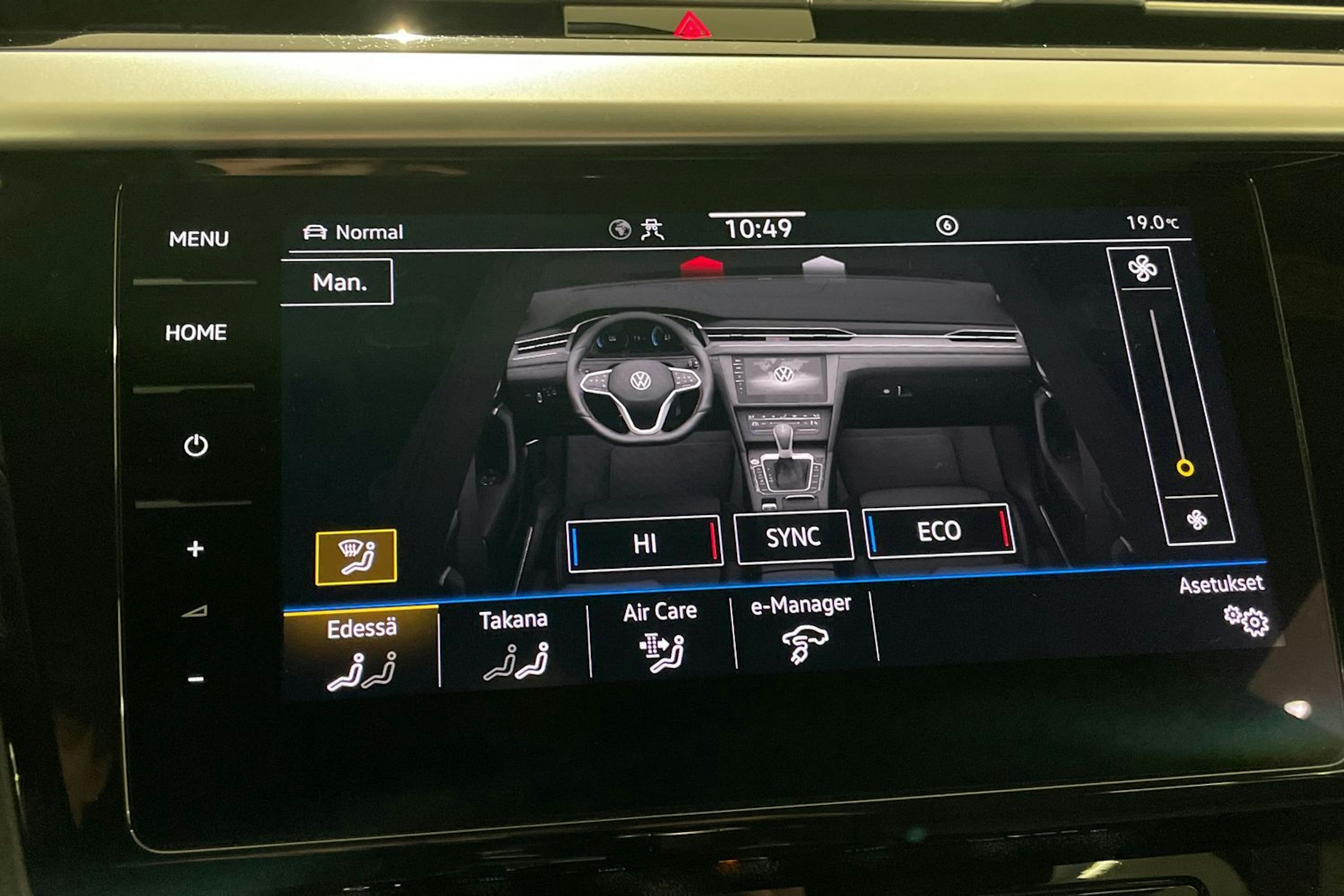 valkoinen Volkswagen Arteon 2022 kuva 24.