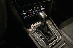 valkoinen Volkswagen Arteon 2022 kuva 25.