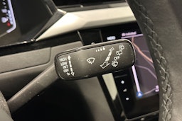 valkoinen Volkswagen Arteon 2022 kuva 19.