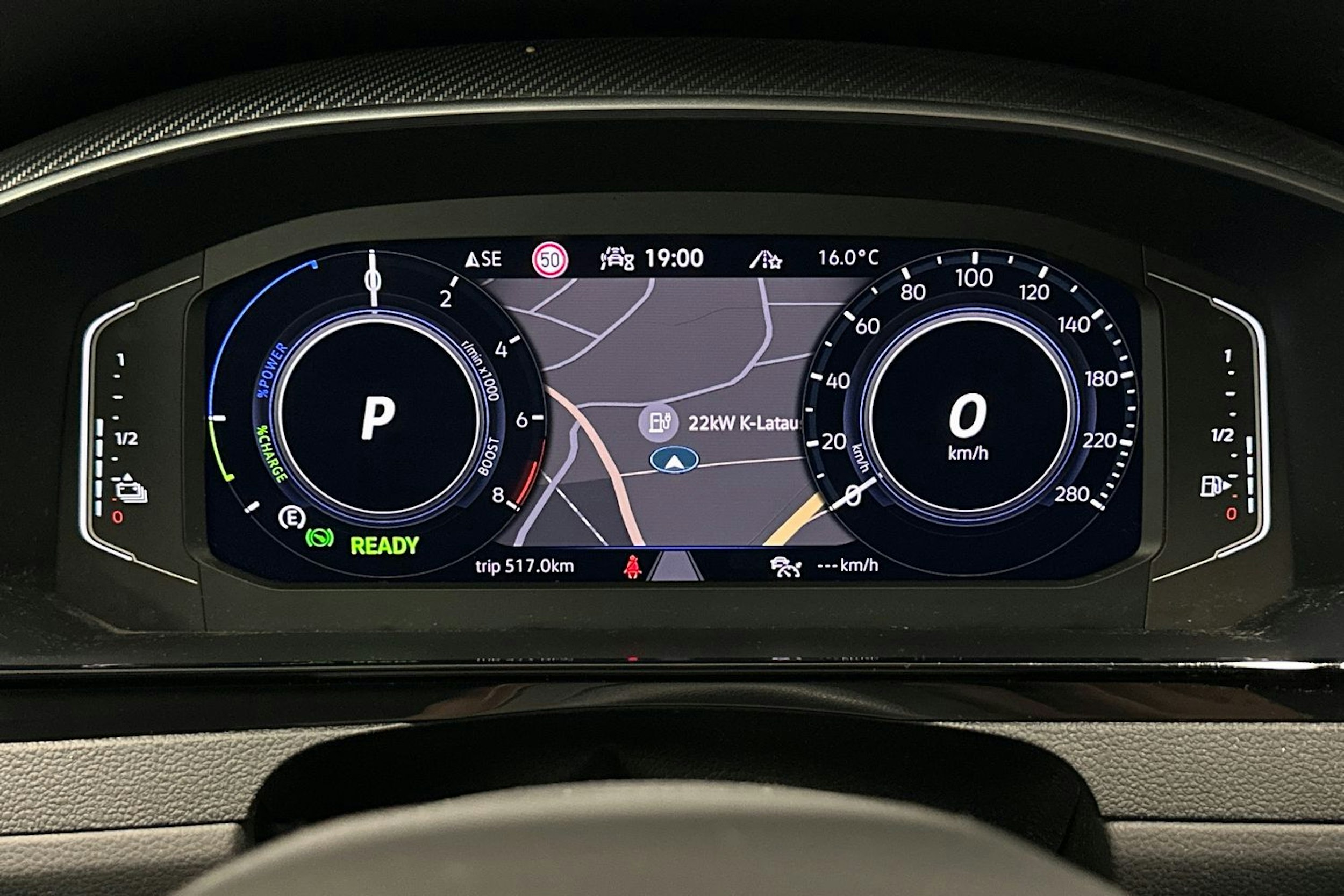 valkoinen Volkswagen Arteon 2022 kuva 20.