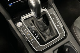 valkoinen Volkswagen Arteon 2022 kuva 23.