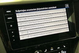 valkoinen Volkswagen Arteon 2022 kuva 26.