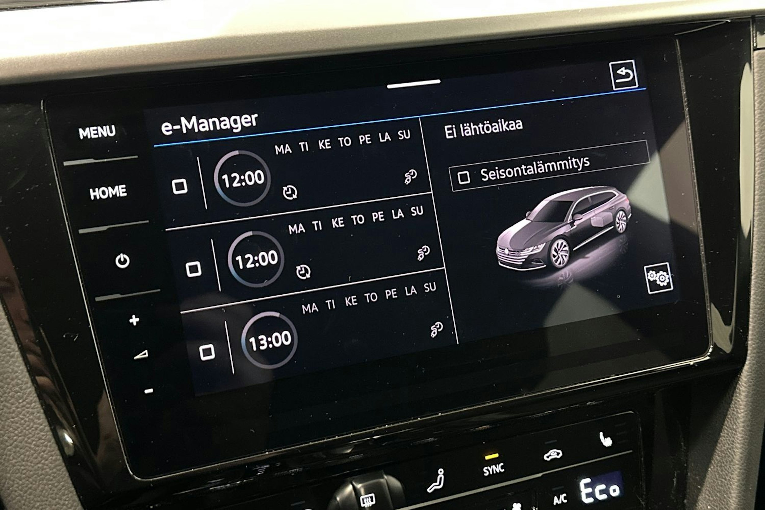 valkoinen Volkswagen Arteon 2022 kuva 27.