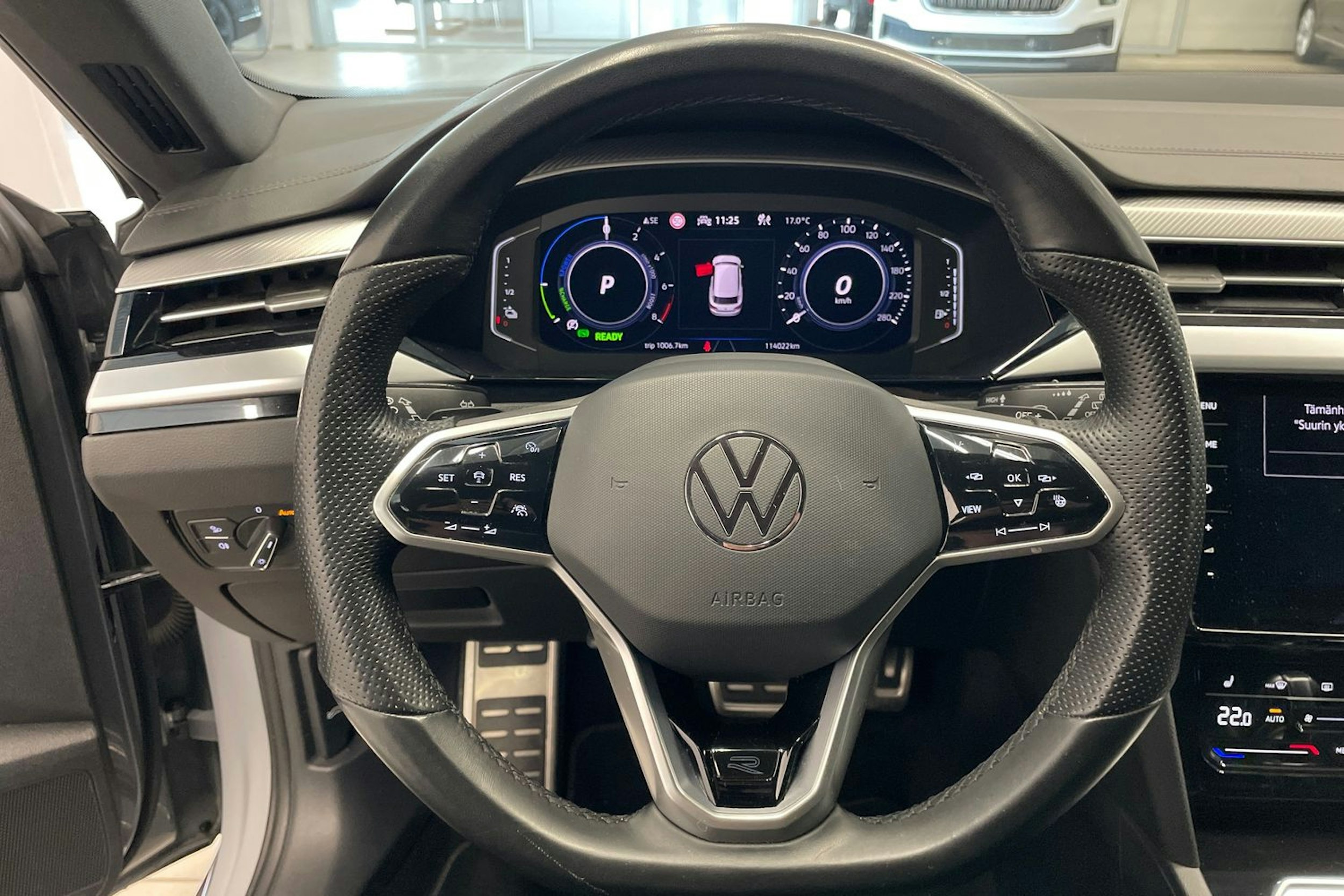 harmaa Volkswagen Arteon 2022 kuva 14.