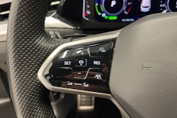 harmaa Volkswagen Arteon 2022 kuva 16.