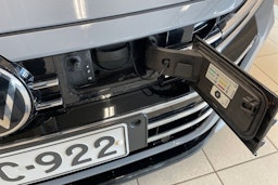 harmaa Volkswagen Arteon 2022 kuva 28.