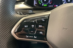 Sininen Volkswagen Arteon 2022 kuva 21.