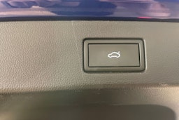 Sininen Volkswagen Arteon 2022 kuva 25.