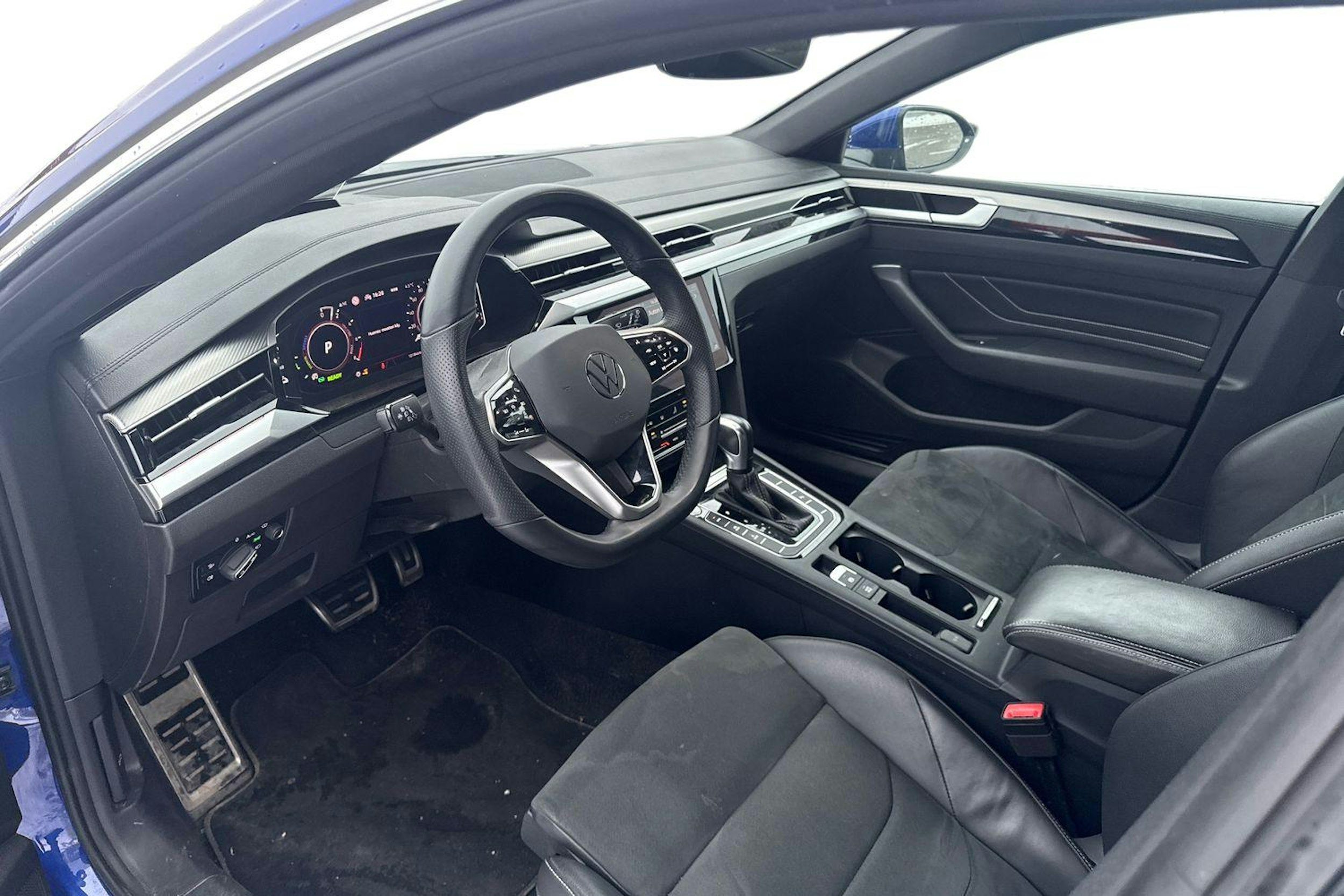 sininen Volkswagen Arteon 2022 kuva 3.