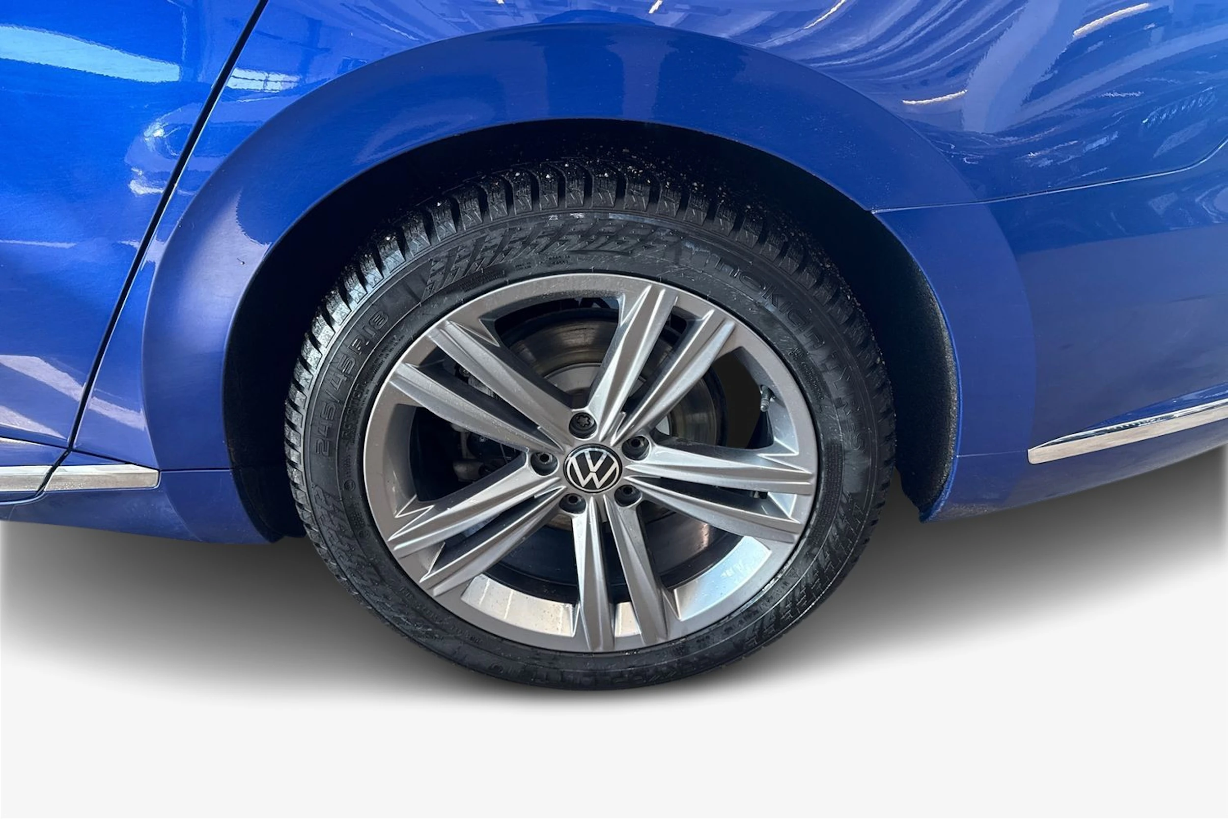 sininen Volkswagen Arteon 2022 kuva 9.