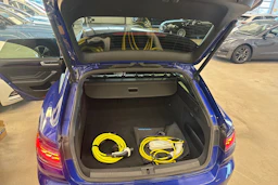 sininen Volkswagen Arteon 2022 kuva 12.