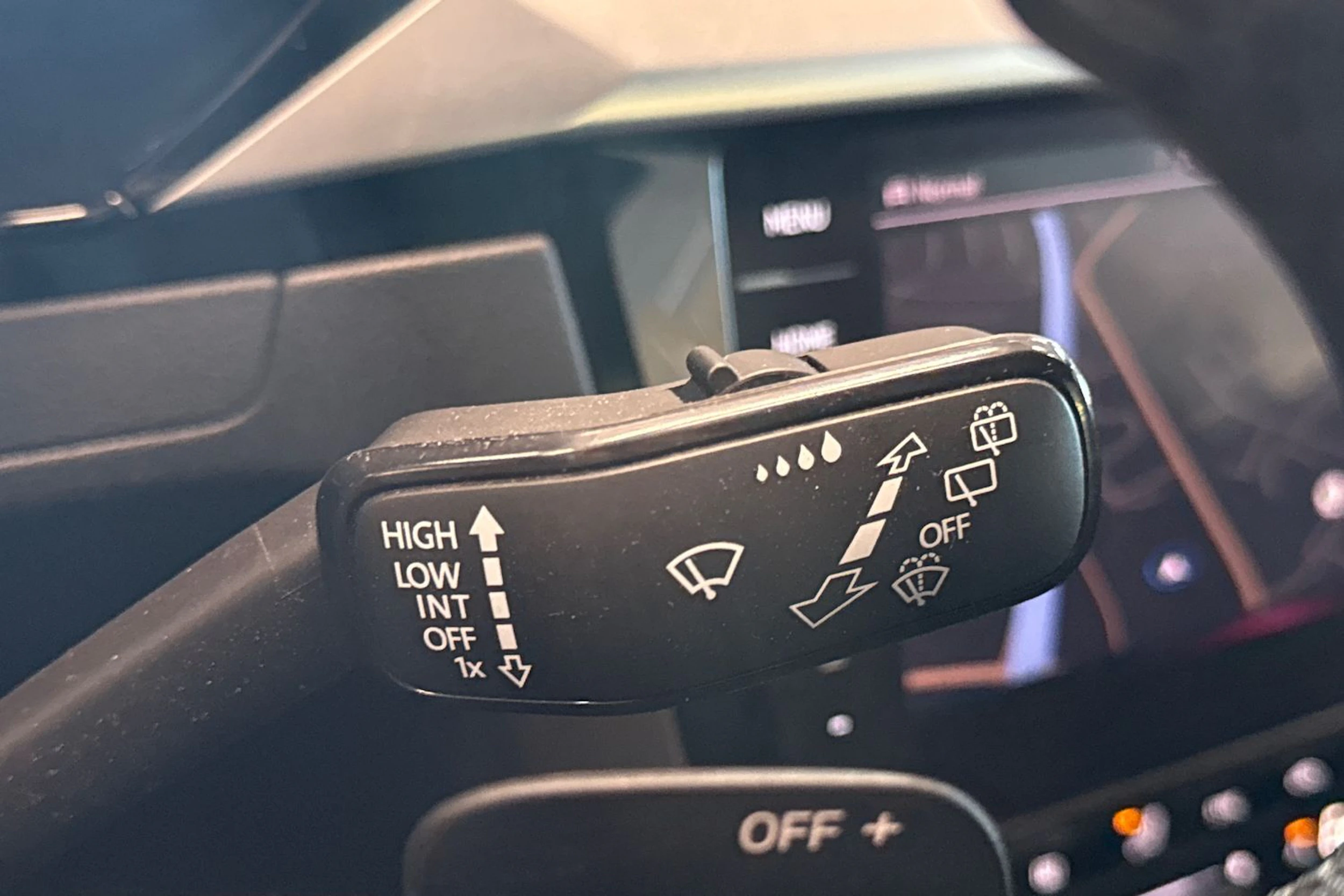 sininen Volkswagen Arteon 2022 kuva 22.