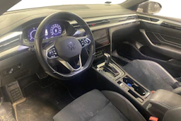 Musta Volkswagen Arteon 2022 kuva 3.